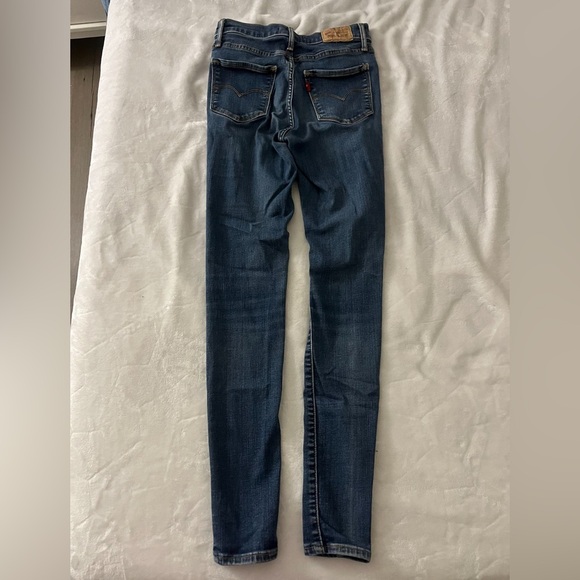 Levi’s High Rise Super Skinny Jeans - Picture 2 of 3